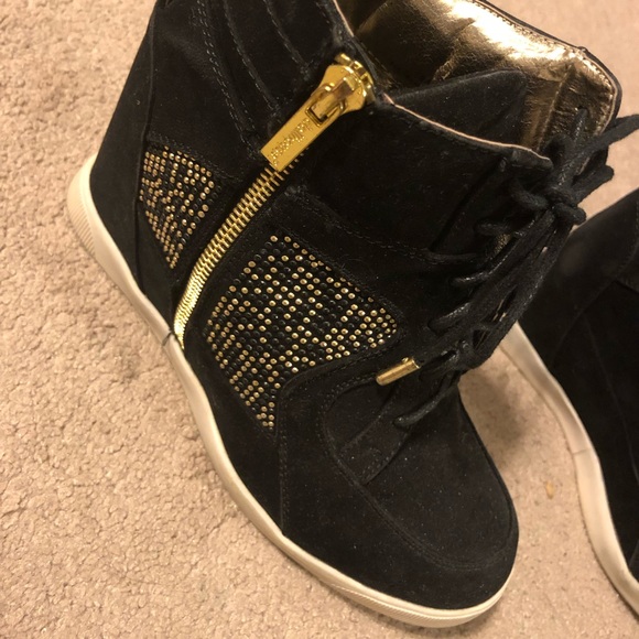 Dollhouse Wedge Sneakers - Picture 4 of 6